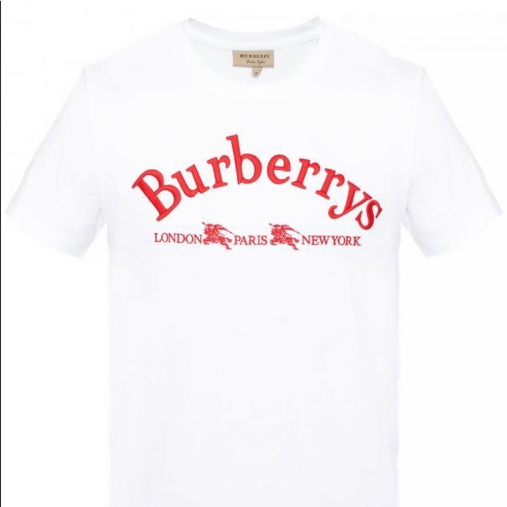 Burberry T -Shirt (flaws are in description below)